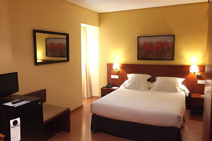 DOUBLE ROOM TRH Ciudad de Baeza Hotel 
